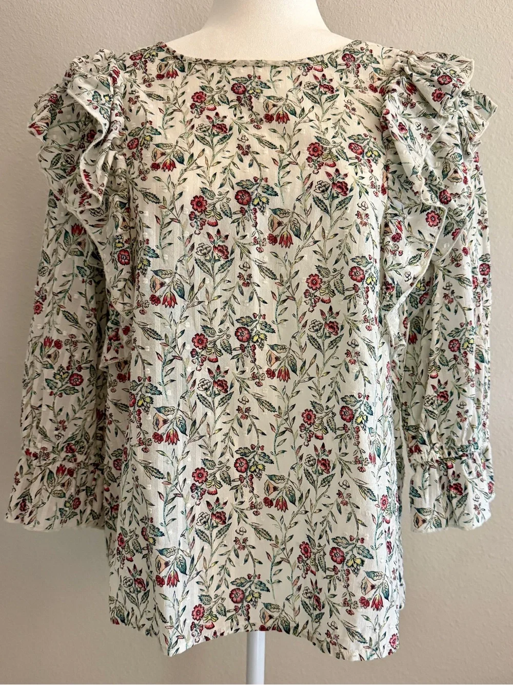 LOFT Floral Scalloped Ruffle Blouse Cream Puff Size L - EUC